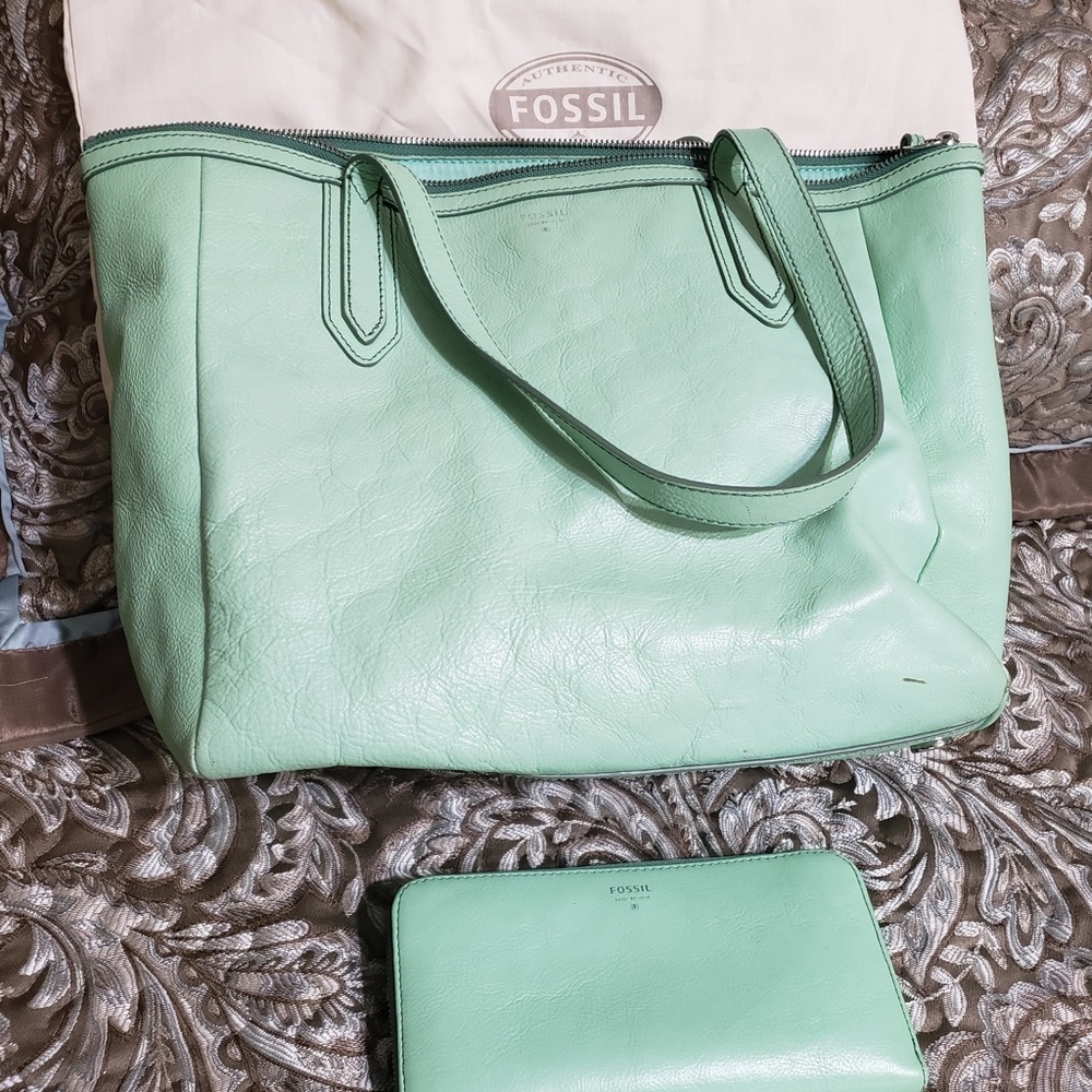 Genuine leather Fossil purse and matching wallet.
